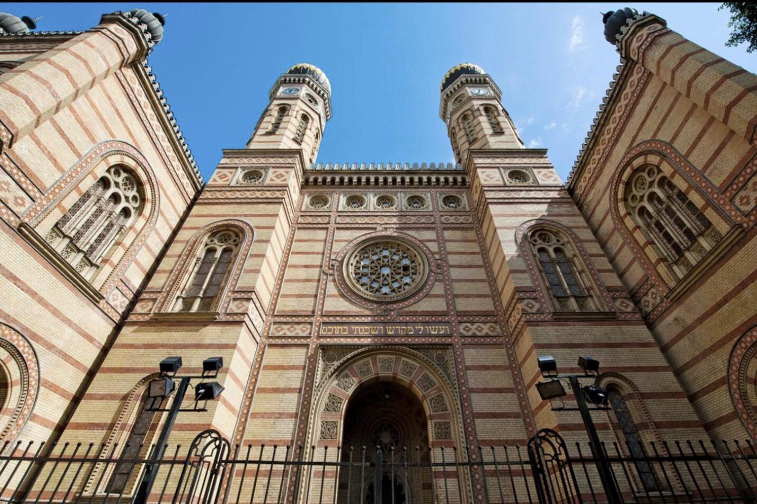 Golbarg Synagoge Apartment In Heart Of City Budapest Esterno foto