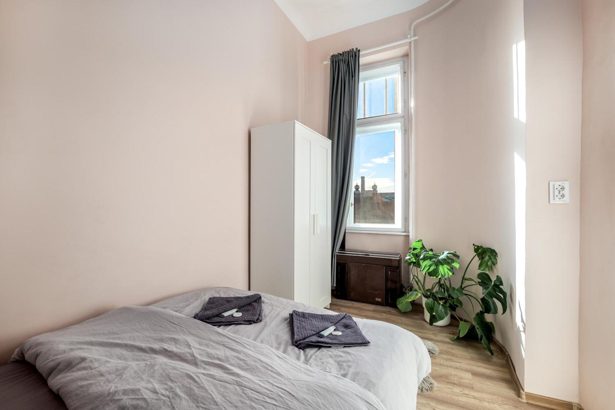 Golbarg Synagoge Apartment In Heart Of City Budapest Esterno foto